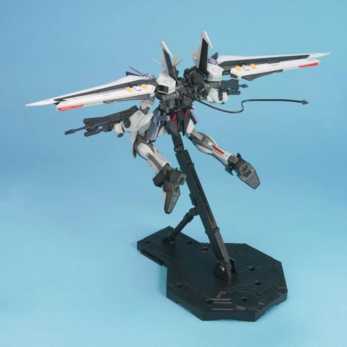 Bandai Gundam 1/100 MG Seed CE:73: Stargazer GAT-X105E+AQM/E-X09S Strike Noir Model Kit 8 Bandai Gundam 1/100 MG Seed CE:73: Stargazer GAT-X105E+AQM/E-X09S Strike Noir Model Kit - Image 8