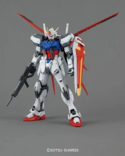 Bandai Gundam 1/100 MG Seed GAT-X105+AQM/E-X01 Aile Strike Gundam Ver. RM Model Kit
