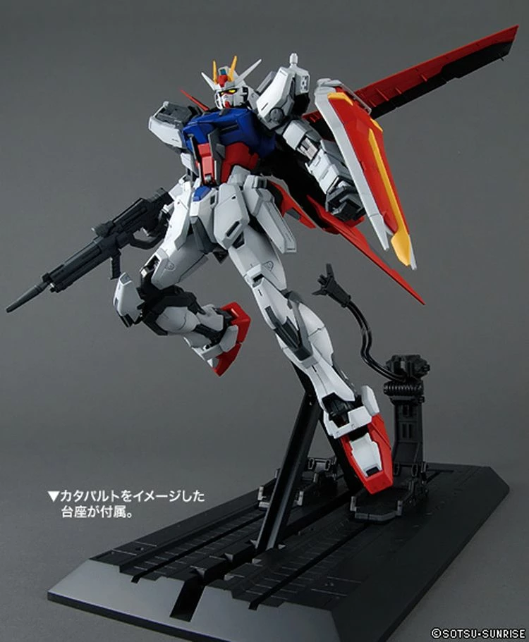 Bandai Gundam 1/100 MG Seed GAT-X105+AQM/E-X01 Aile Strike Gundam Ver. RM Model Kit 6 Bandai Gundam 1/100 MG Seed GAT-X105+AQM/E-X01 Aile Strike Gundam Ver. RM Model Kit - Image 6