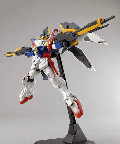 Bandai Gundam 1/100 MG XXXG-00W0 Wing Gundam Proto Zero EW Model Kit 3 Bandai Gundam 1/100 MG XXXG-00W0 Wing Gundam Proto Zero EW Model Kit - Image 3