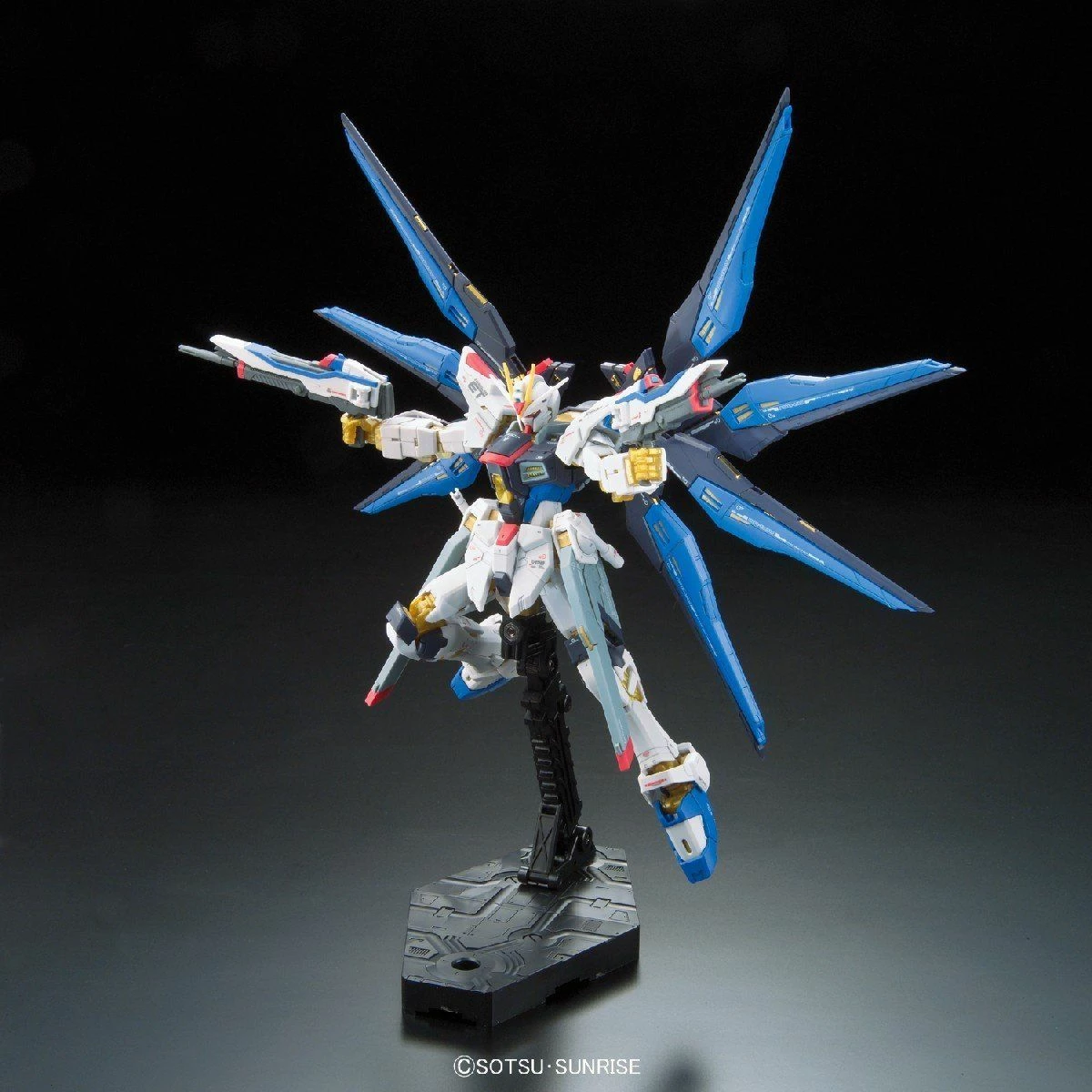 Bandai Gundam 1/144 RG #14 Seed Destiny ZGMF-X20A Strike Freedom Gundam Model Kit 4 Bandai Gundam 1/144 RG #14 Seed Destiny ZGMF-X20A Strike Freedom Gundam Model Kit - Image 4