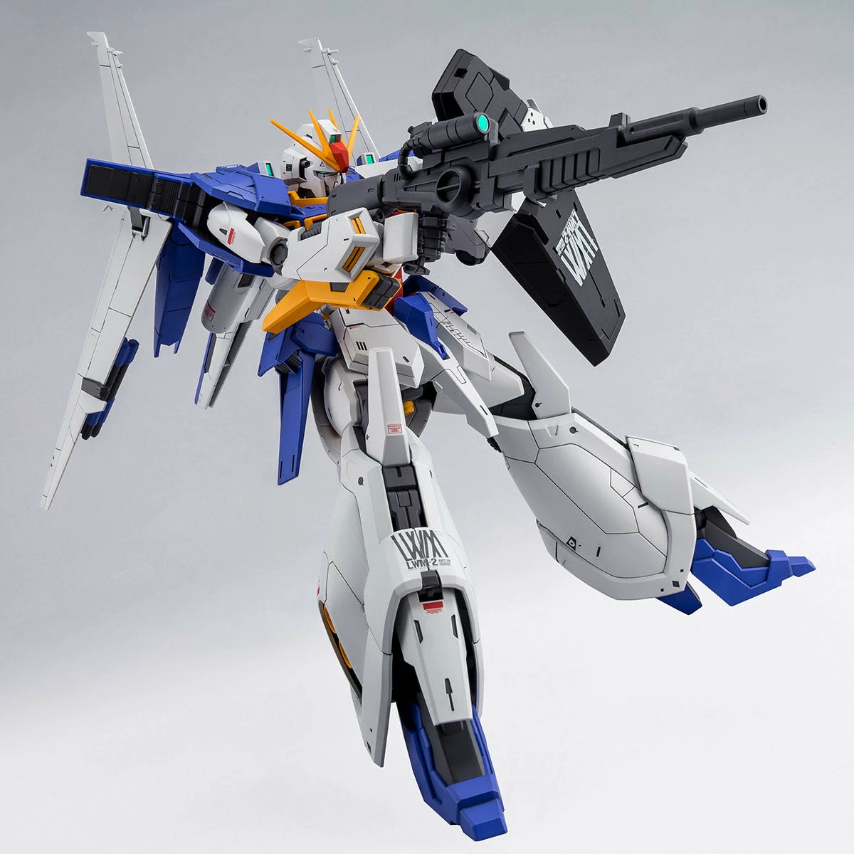 Bandai Gundam 1/100 MG Build Divers Genius Head Line Gundam Lindwurm Model Kit Exclusive 6 Bandai Gundam 1/100 MG Build Divers Genius Head Line Gundam Lindwurm Model Kit Exclusive - Image 6