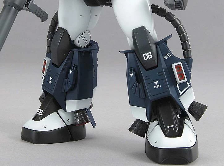 Bandai Gundam 1/100 MG MS-06R Zaku II Ver. 2.0 Black Tri-Stars Model Kit 3 Bandai Gundam 1/100 MG MS-06R Zaku II Ver. 2.0 Black Tri-Stars Model Kit - Image 3