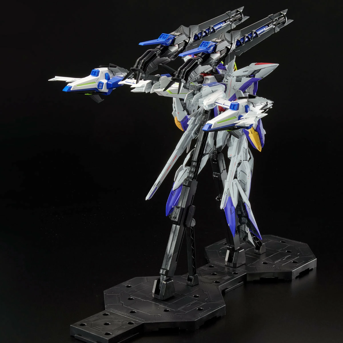 Bandai Gundam 1/100 MG Seed Eclipse Gundam + Raijin Striker Model Kit Exclusive 2 Bandai Gundam 1/100 MG Seed Eclipse Gundam + Raijin Striker Model Kit Exclusive - Image 2